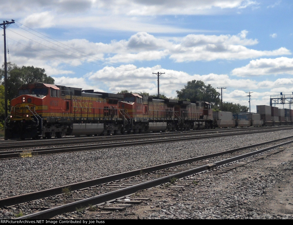 BNSF 4787 West